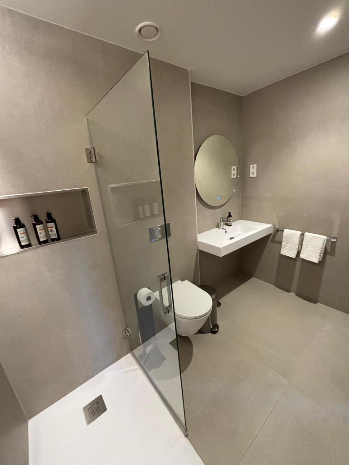 Madrid Suites Moncloa-Aravaca, Solo Check In On Line - Parking Gratuito Extérieur photo
